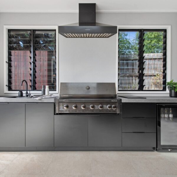 gasmate nova mk2 built in bbq insitu (2)